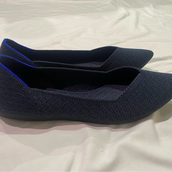 Navy blue Rothy’s size 8 - Picture 2 of 4